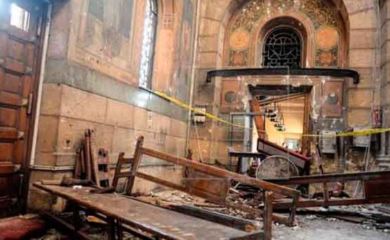 Almenys 25 morts en un atemptat a la catedral cristiana copta del Caire