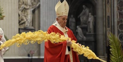 Crida del Papa a "no passar de llarg davant germans en dificultat"