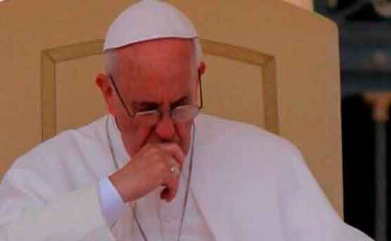 El Papa agraeix les oracions per la mort de tres familiars seus