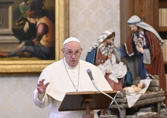 El Papa anuncia l'Any Família Amoris Laetitia