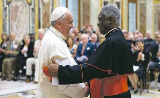 El Papa culmina la reforma de la Cúria