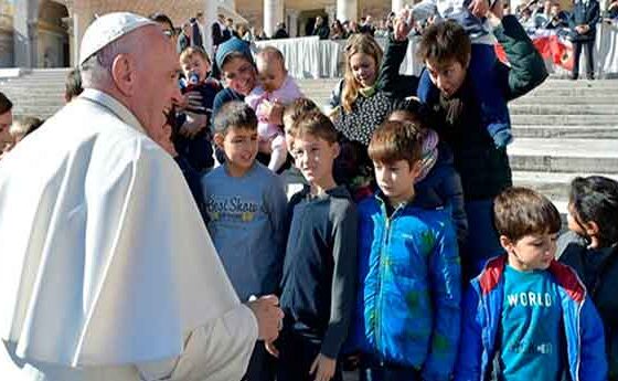 El Papa diu que ser cristià obliga a "visitar malalts i empresonats"