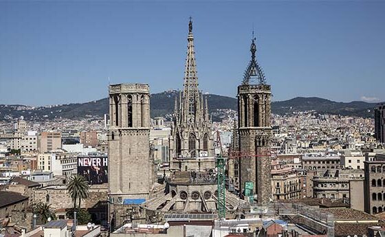 Els catòlics catalans suspenen l'Església