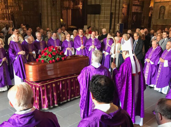 Emotiu comiat a Joan Jarque a la Catedral de Barcelona