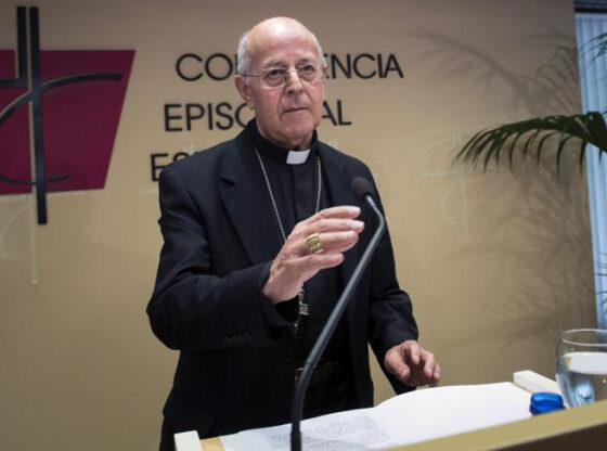 L'Episcopat espanyol anima també a "respectar drets i institucions"