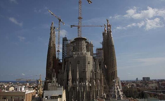 La Sagrada Família ofereix una solució al cau Antoni Gaudí