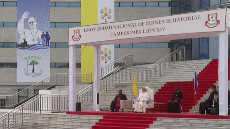 El Papa crida la universitat a ser un espai que ennobleixi l’home